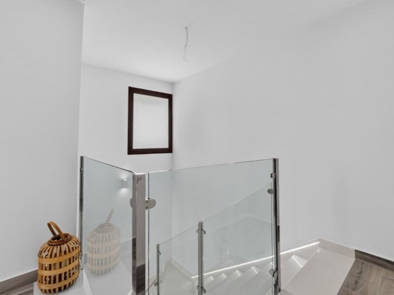 4-Bedroom Villa in Los Balcones, Torrevieja - Image 23