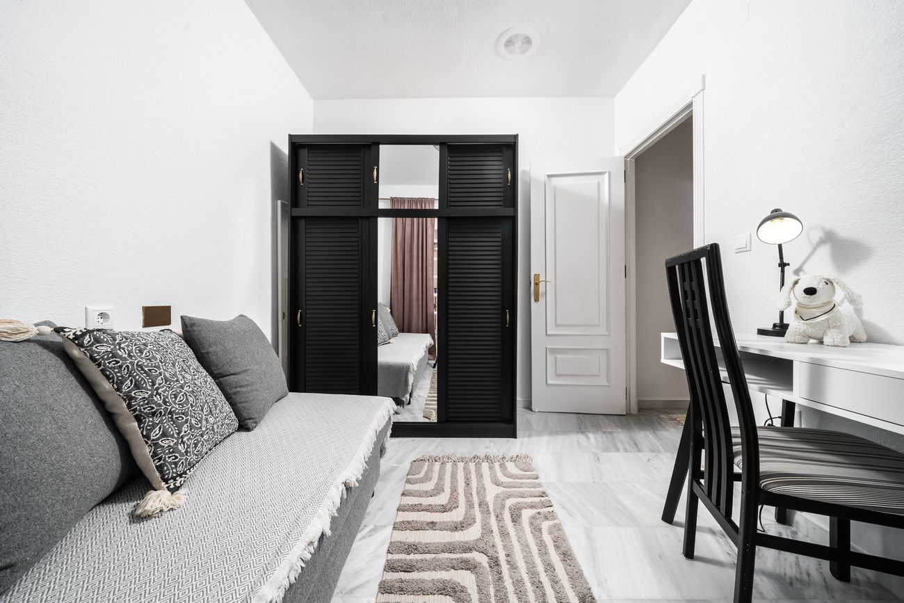 2-Bedroom Apartment in Centro, Torrevieja - Image 20