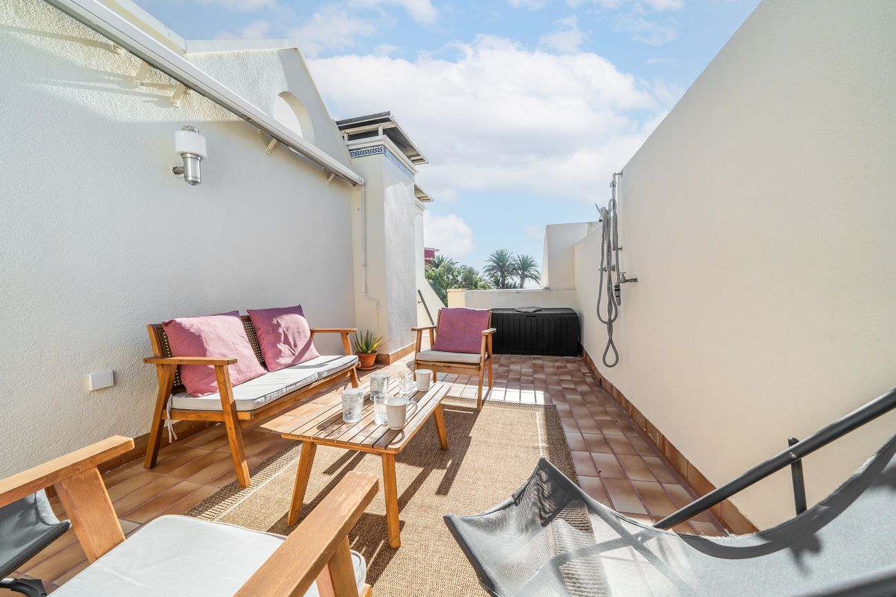 2-Bedroom Apartment in Centro, Torrevieja - Image 25