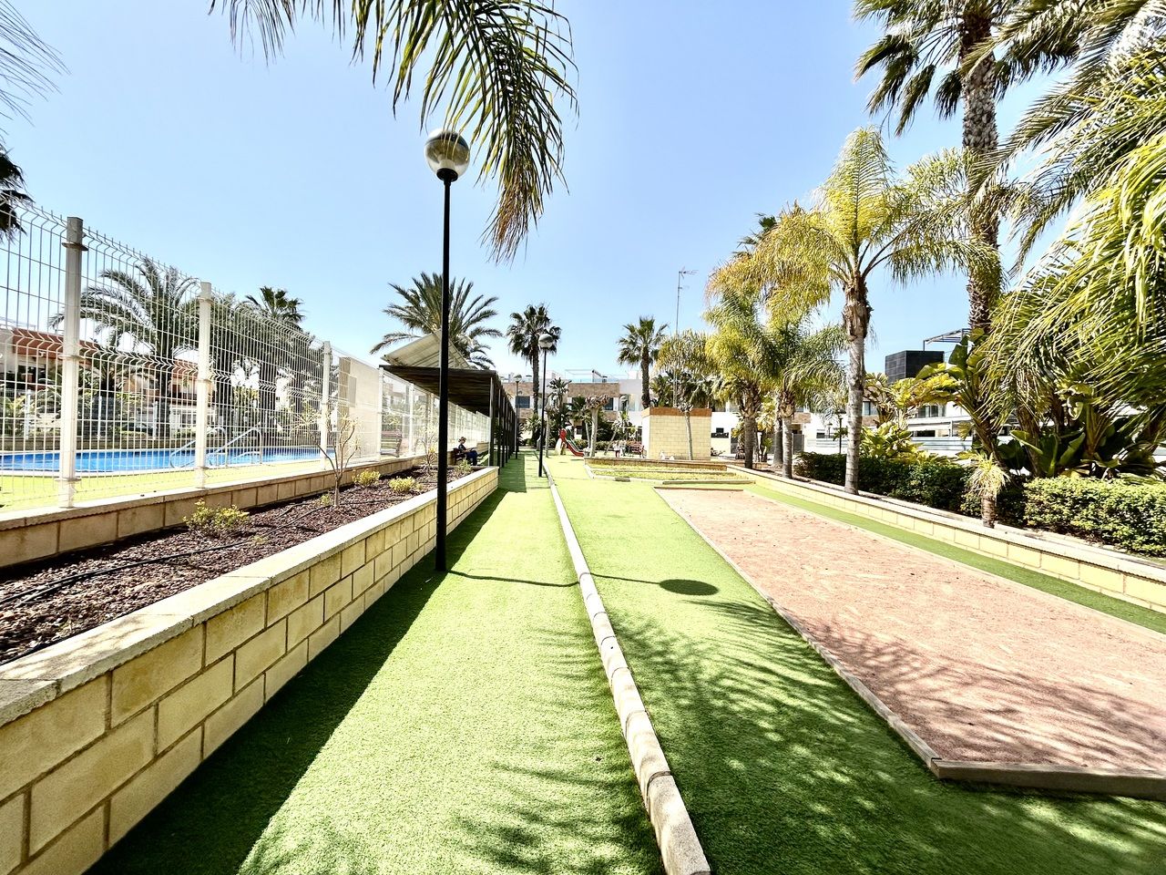 3-Bedroom House in Lomas de Cabo Roig-los Dolses, Orihuela Costa - Image 37