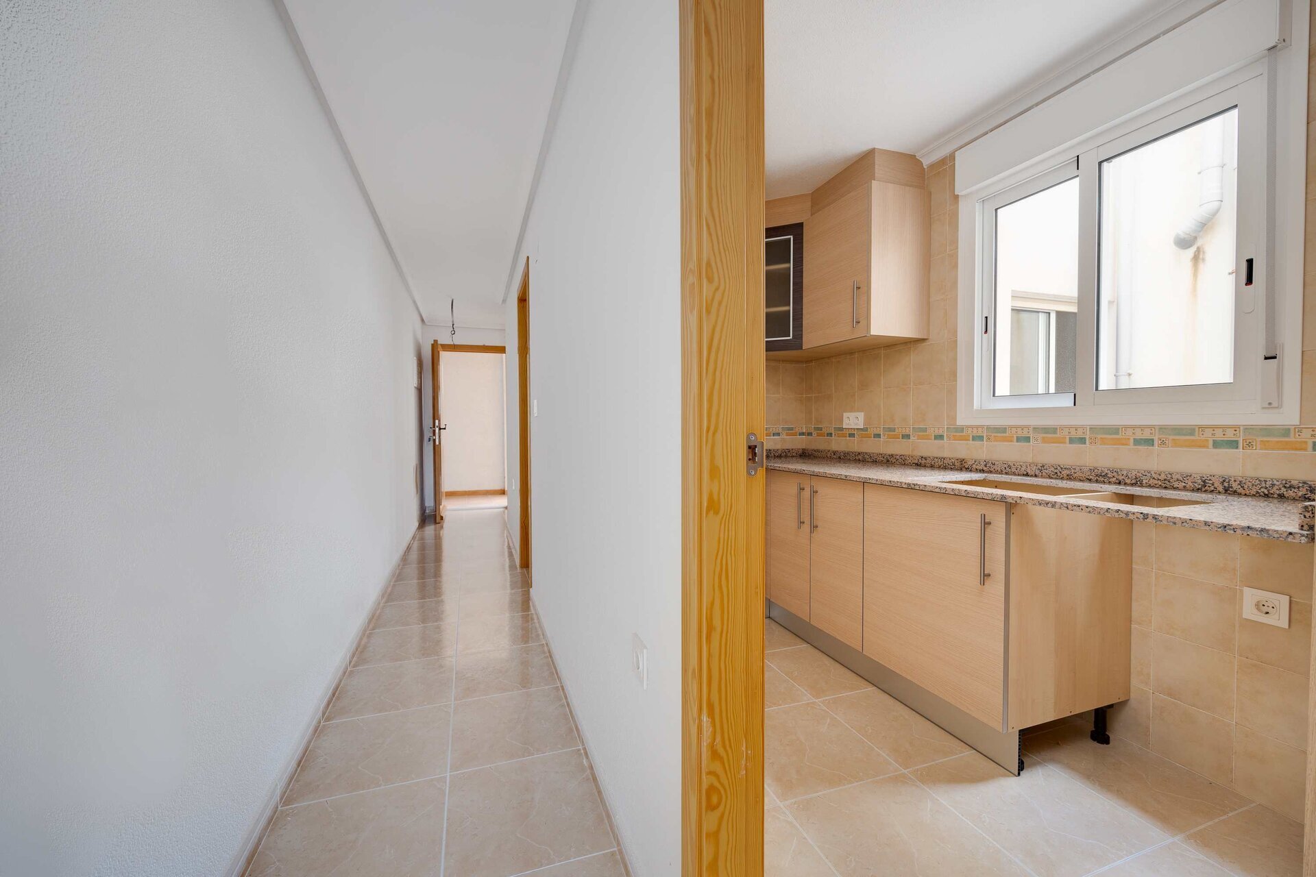 3-Bedroom Apartment in San Fulgencio - Image 11