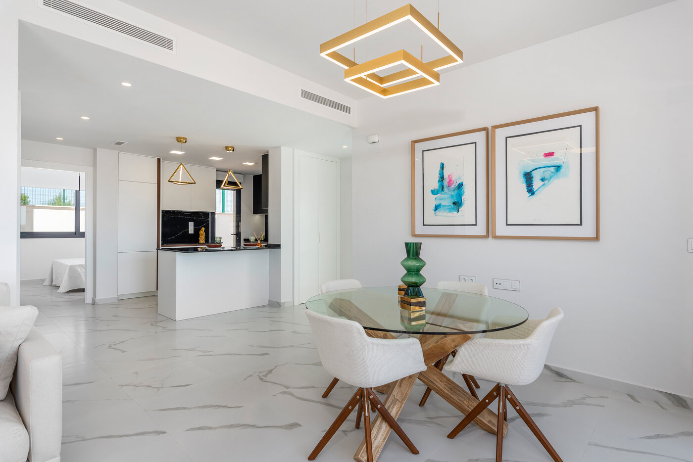 2-Bedroom Bungalow in San Miguel de Salinas - Image 6