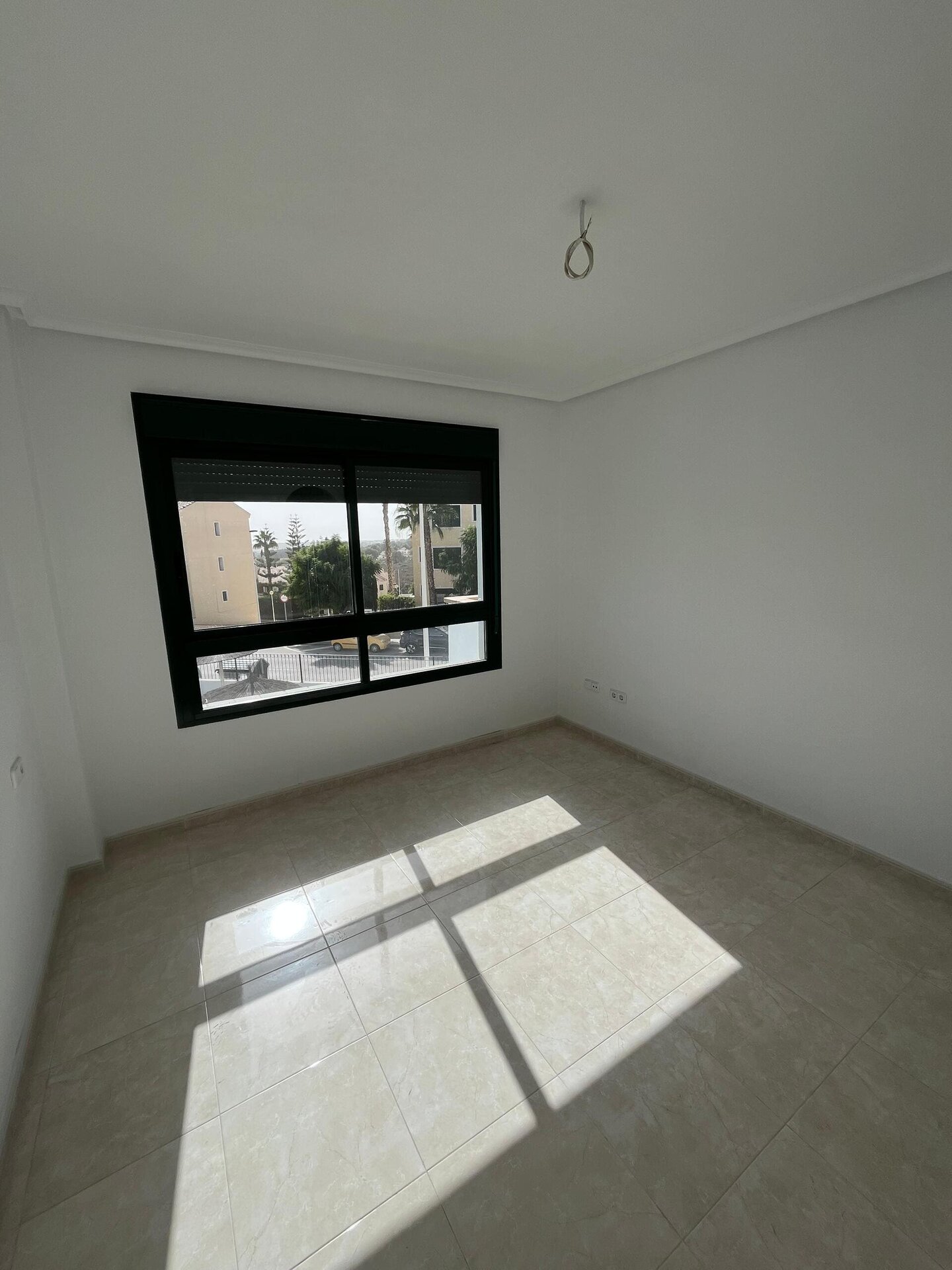 2-Bedroom Apartment in Orihuela Costa - Image 14