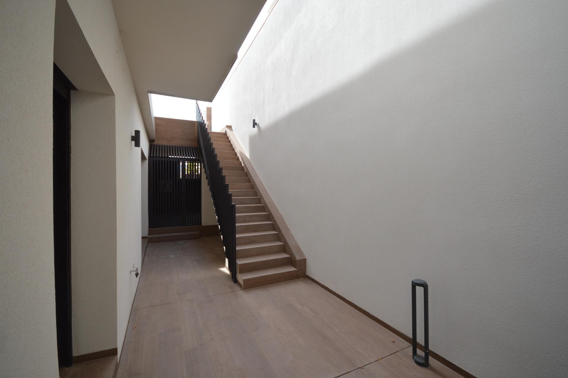 5-Bedroom Villa in Comunidad Valenciana, Algorfa - Image 34