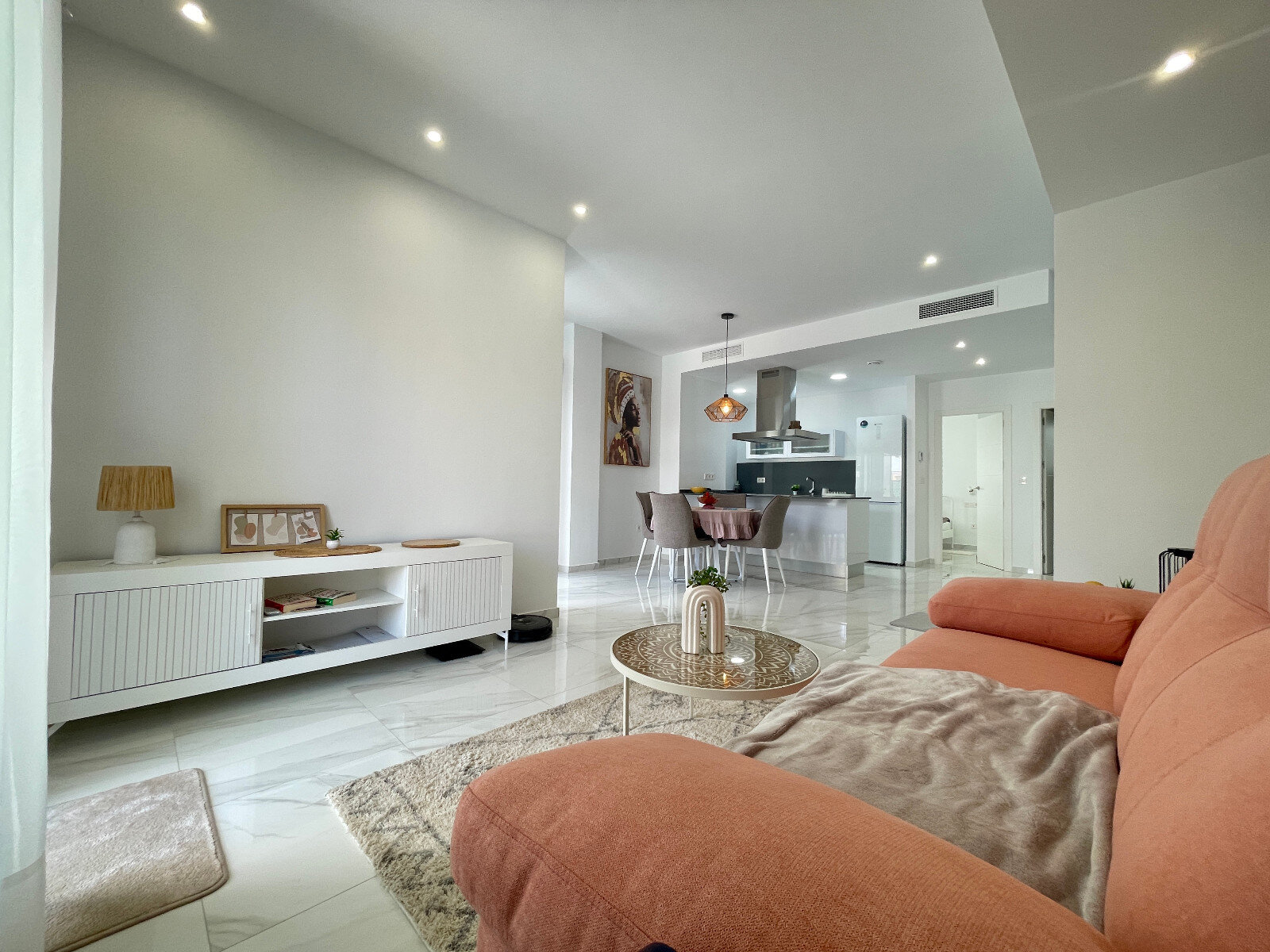 3-Bedroom Villa in Pueblo 4, Benijofar - Image 3