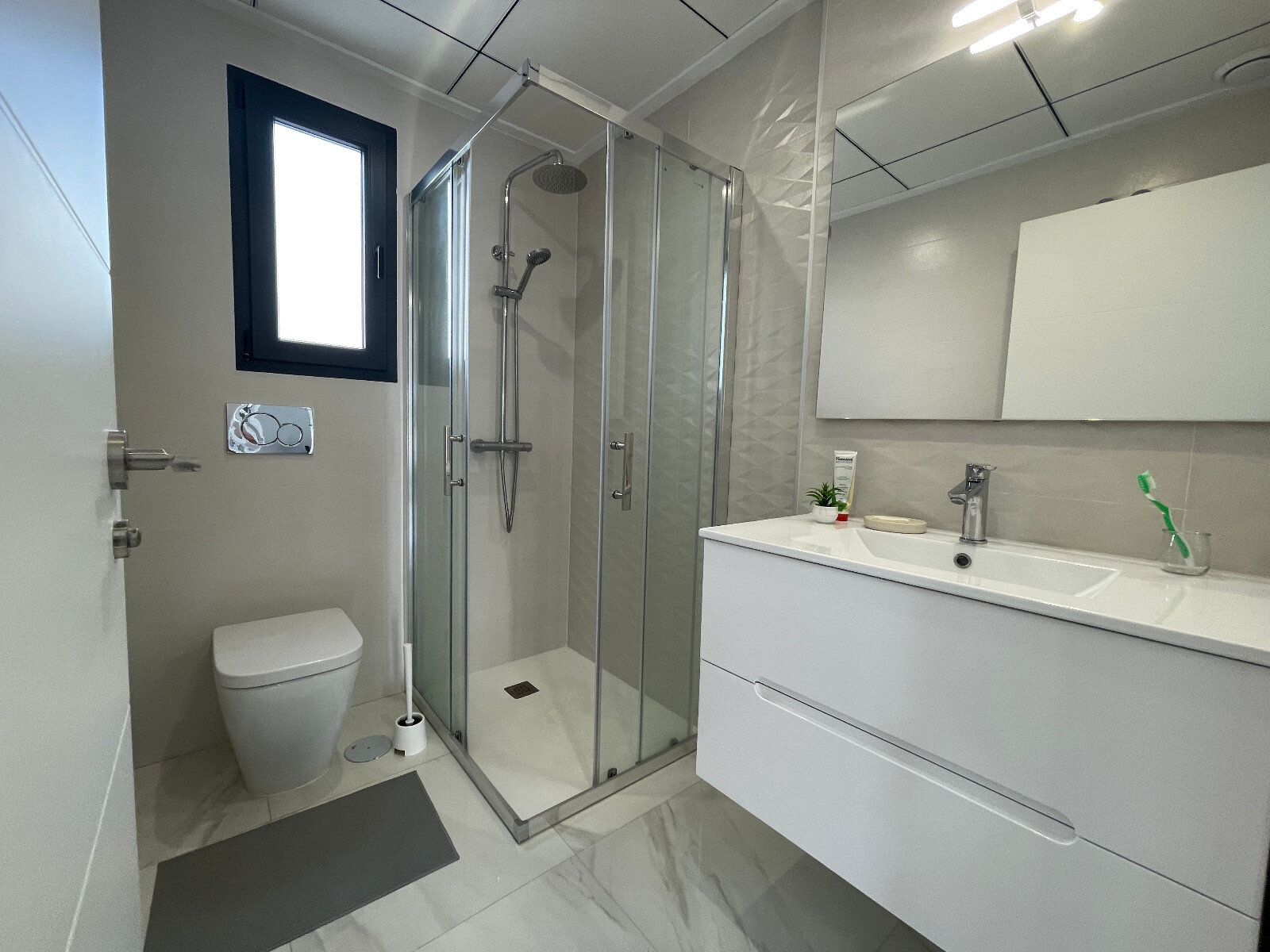 3-Bedroom Villa in Pueblo 4, Benijofar - Image 9