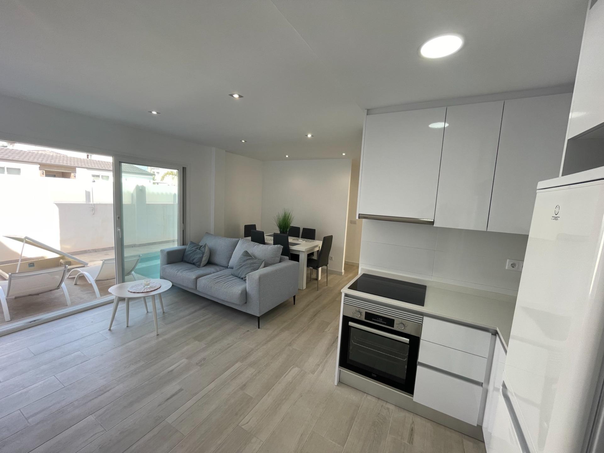 3-Bedroom Bungalow in Cabo Roig, Orihuela Costa - Image 6