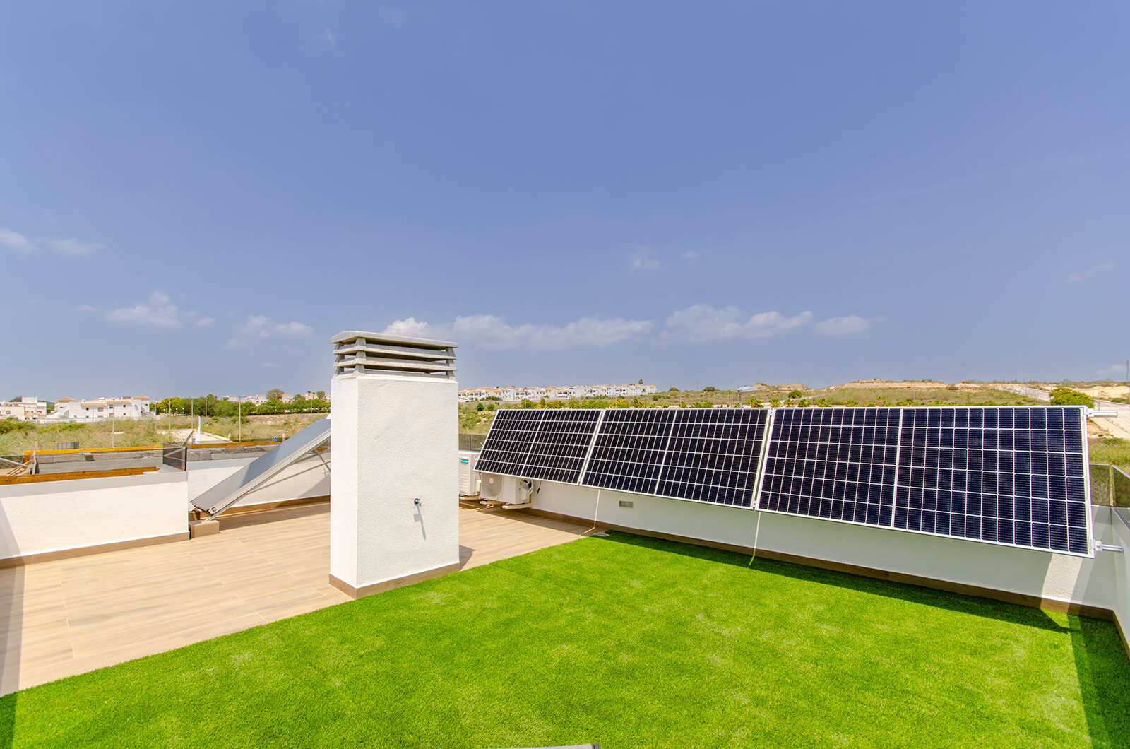 3-Bedroom Detached House in Orihuela Costa - Image 11