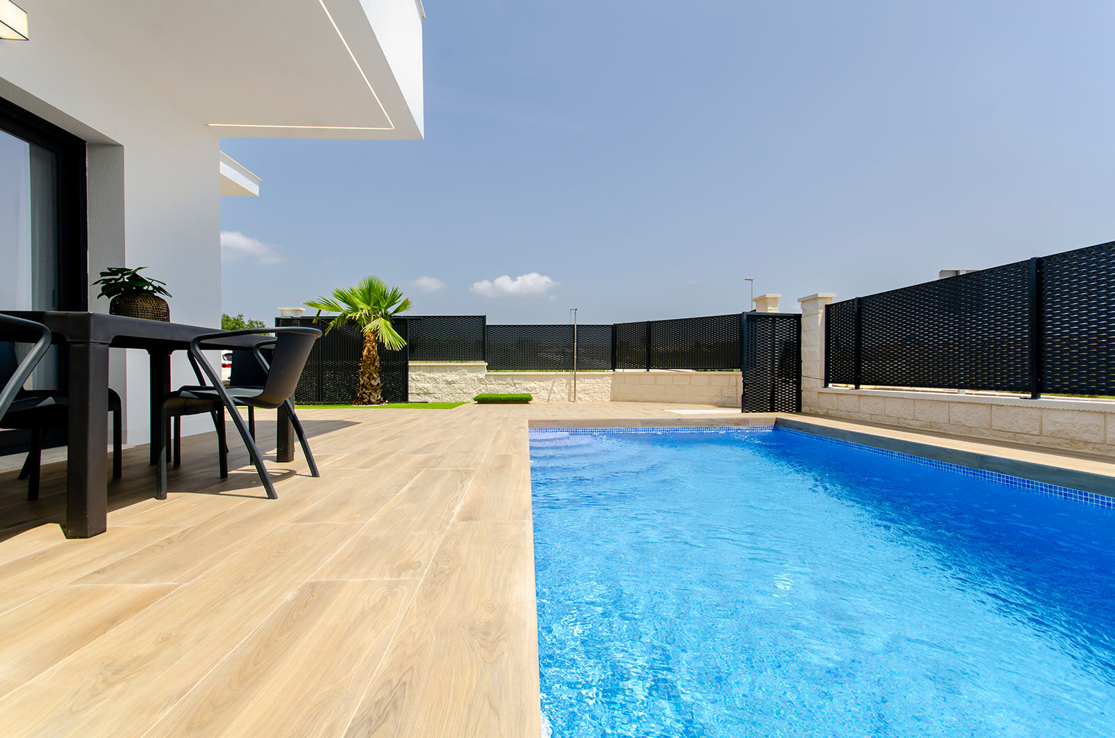 3-Bedroom Detached House in Orihuela Costa - Image 16