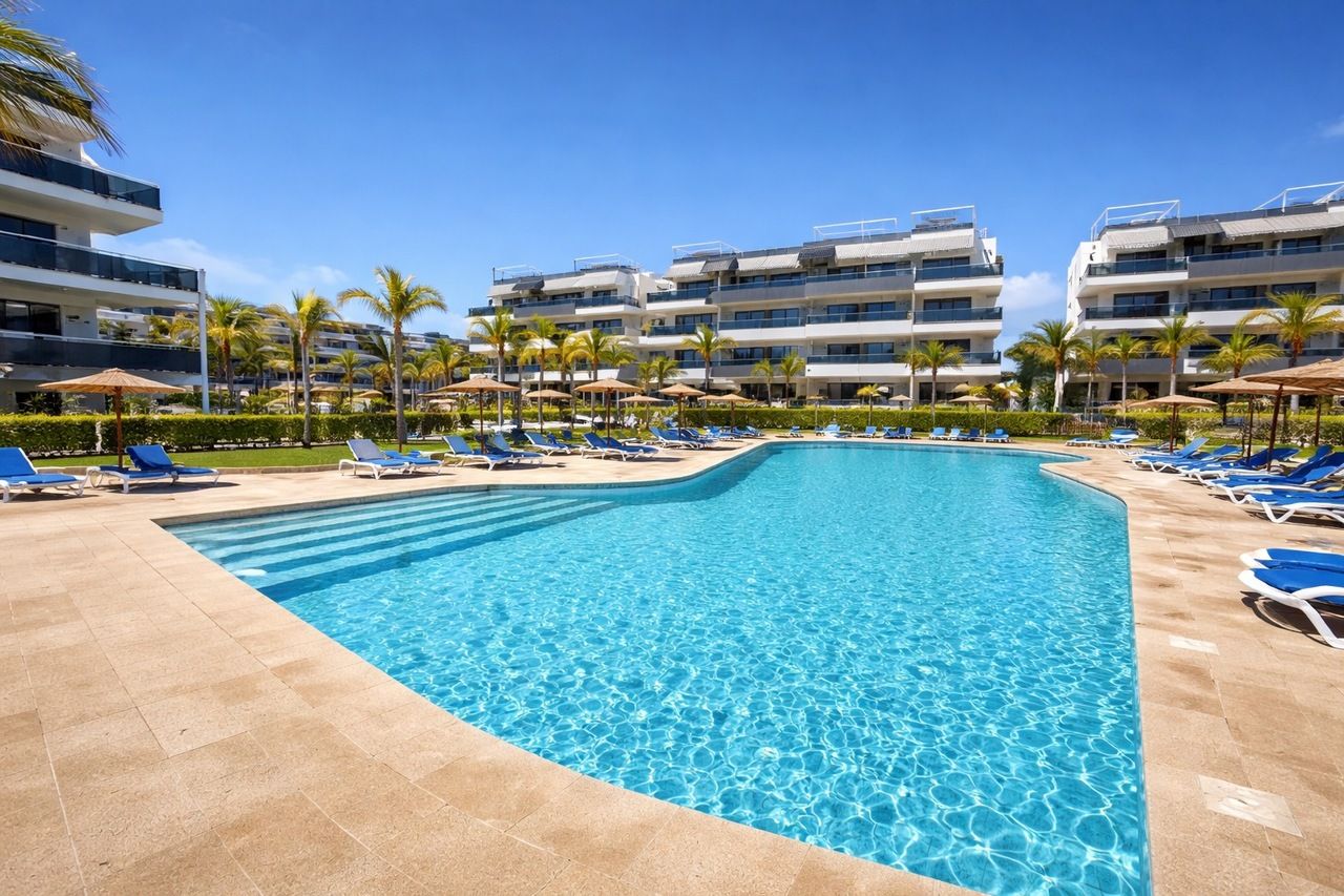 3-Bedroom Apartment in La Zenia, Orihuela Costa - Image 1