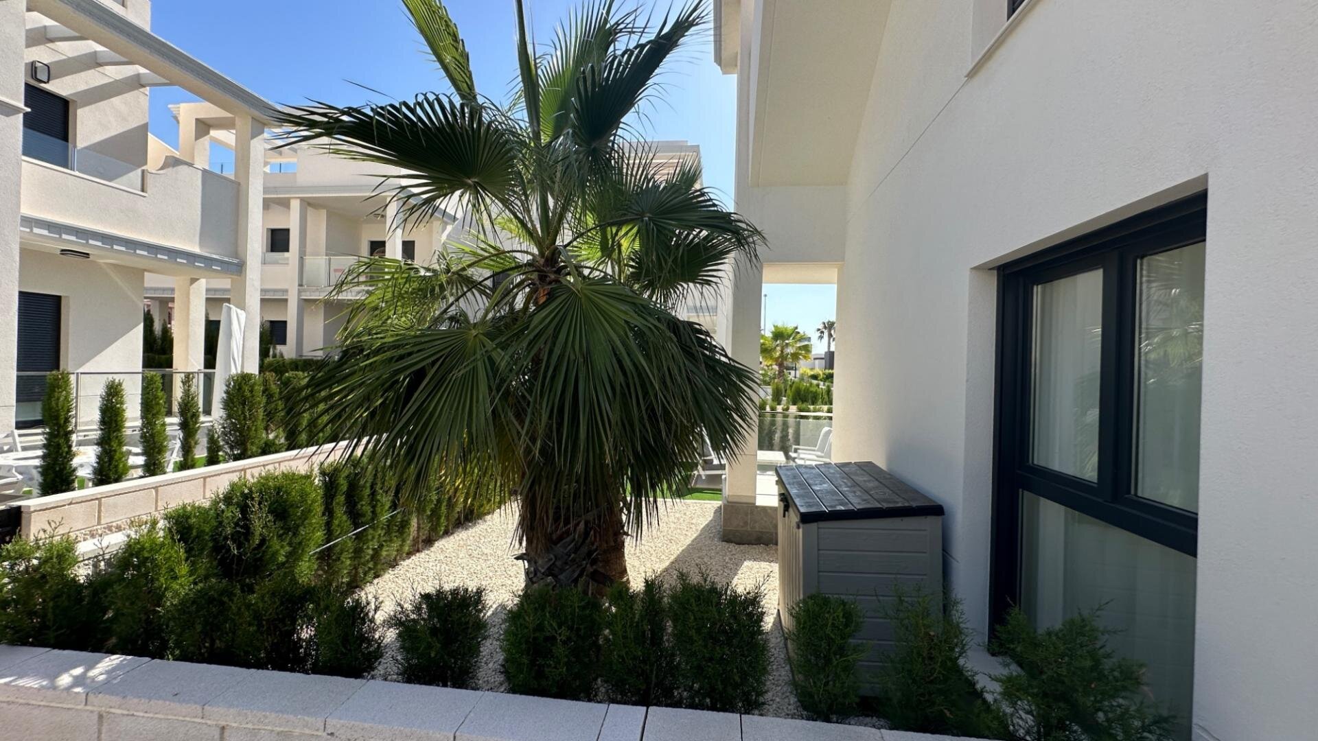 2-Bedroom Bungalow in Centro de la Ciudad Quesada, Rojales - Image 32