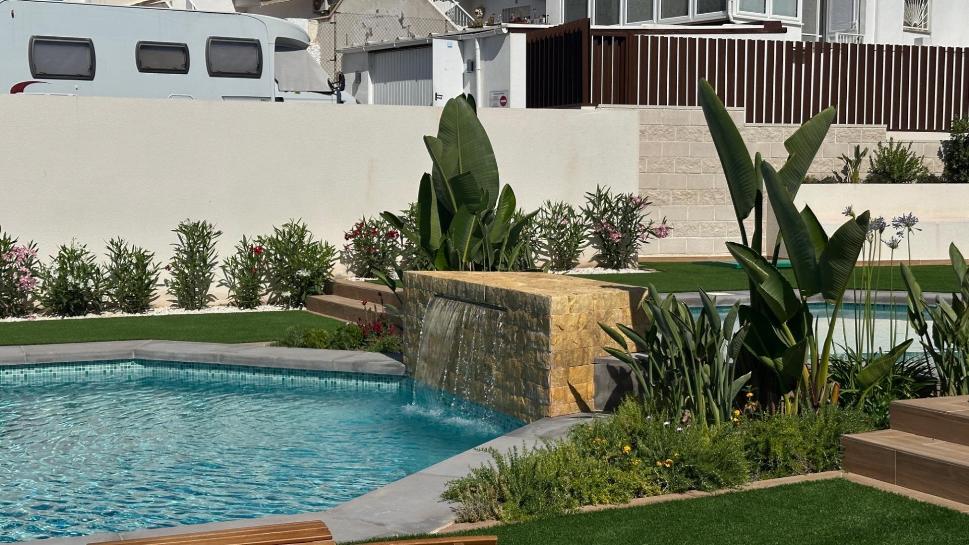 2-Bedroom Bungalow in Centro de la Ciudad Quesada, Rojales - Image 41