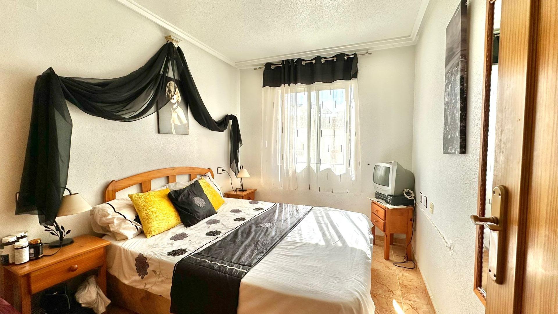 Bungalow met 2 Slaapkamers in El Limonar, Torrevieja - Image 14