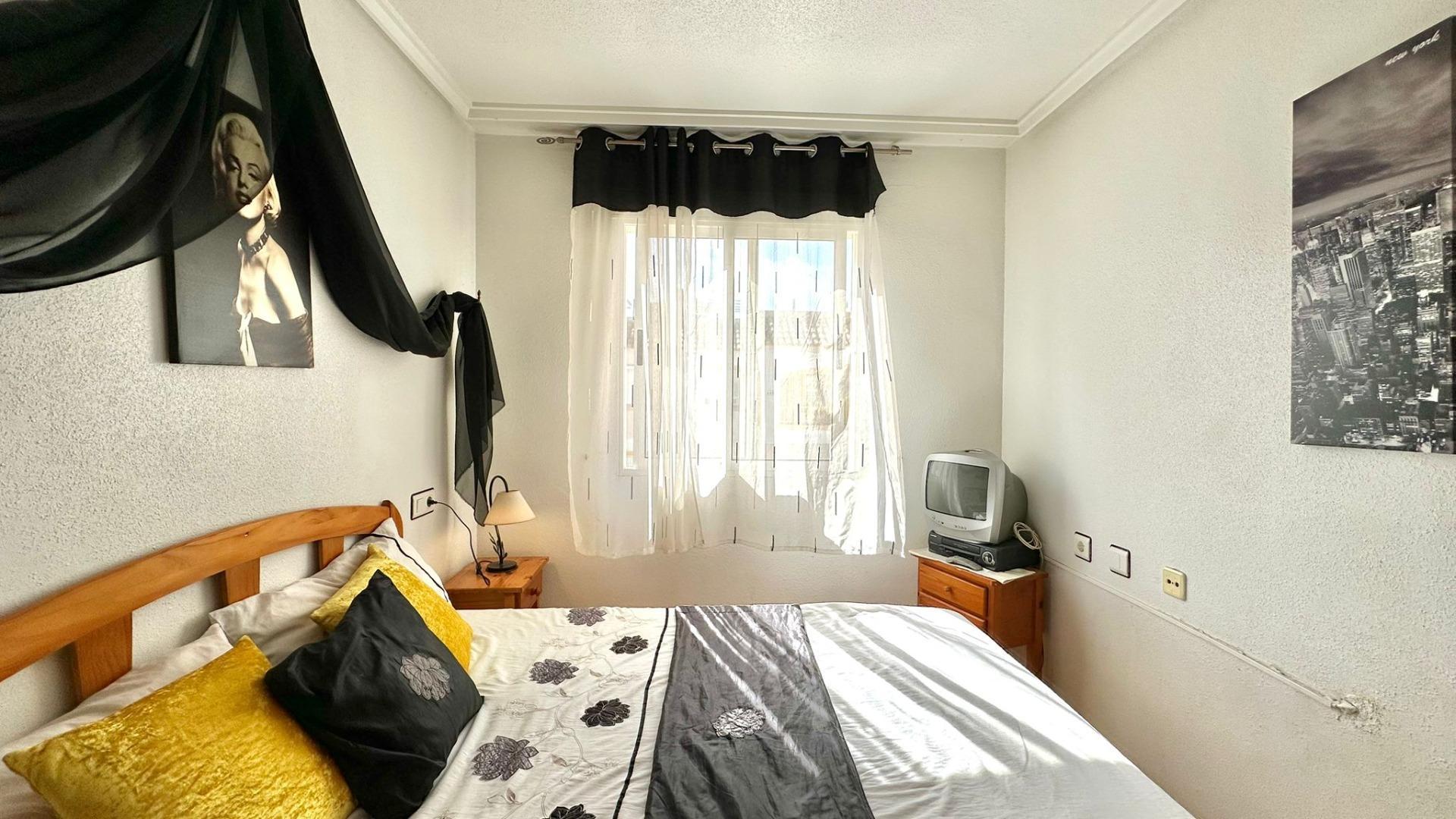 Bungalow met 2 Slaapkamers in El Limonar, Torrevieja - Image 15