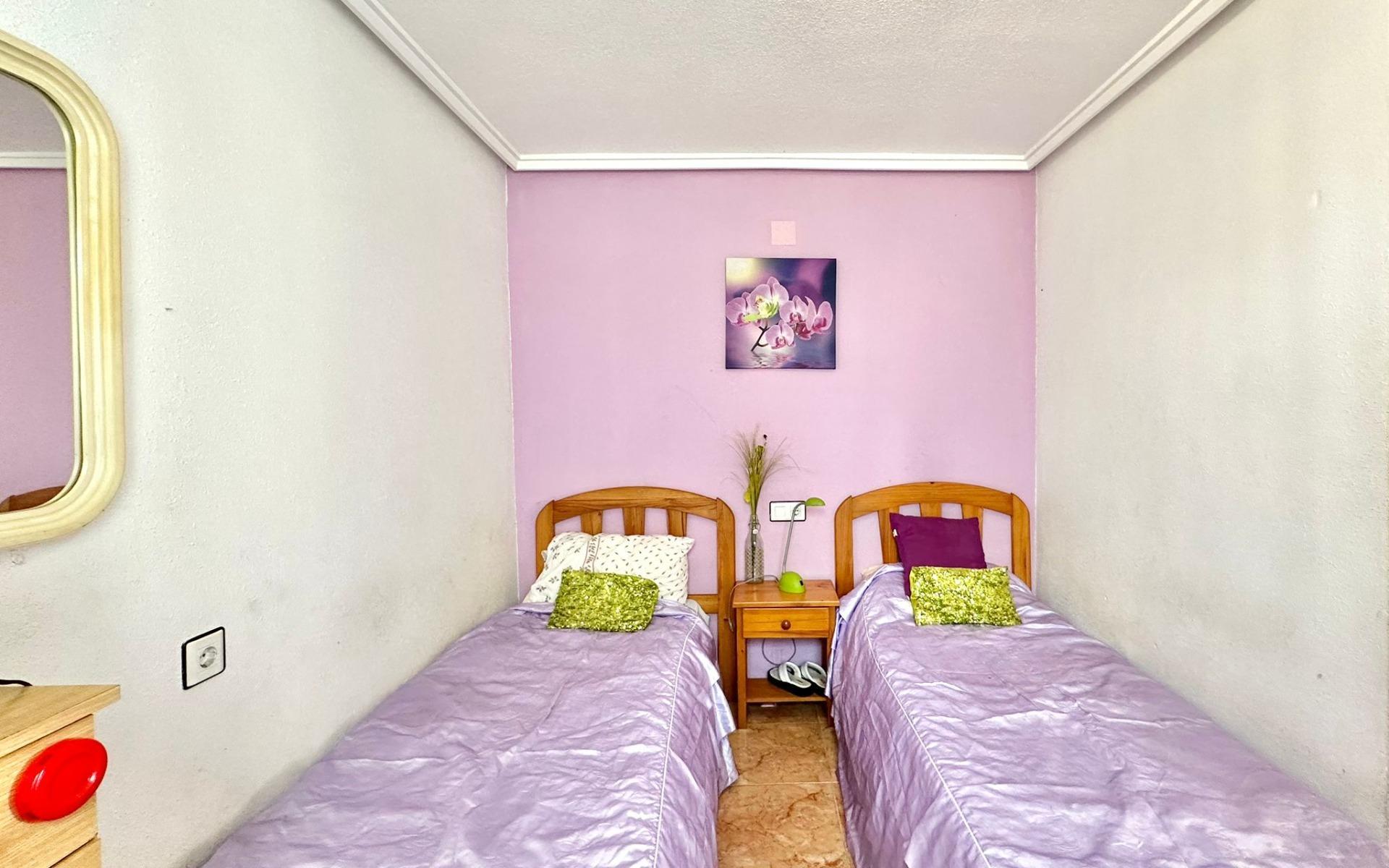 Bungalow met 2 Slaapkamers in El Limonar, Torrevieja - Image 22