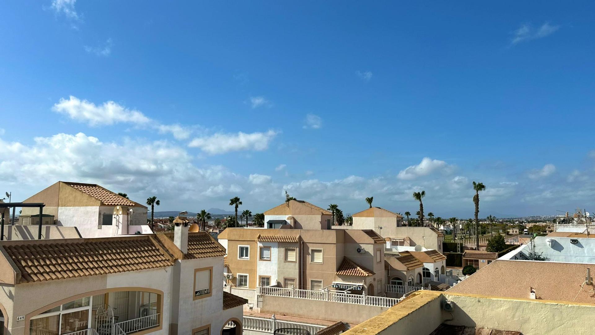 Bungalow met 2 Slaapkamers in El Limonar, Torrevieja - Image 39