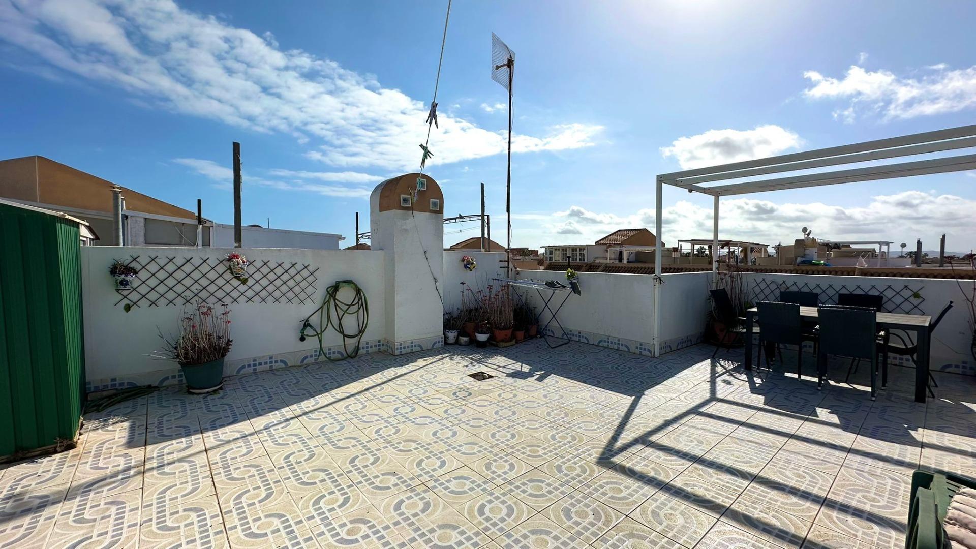 Bungalow met 2 Slaapkamers in El Limonar, Torrevieja - Image 41