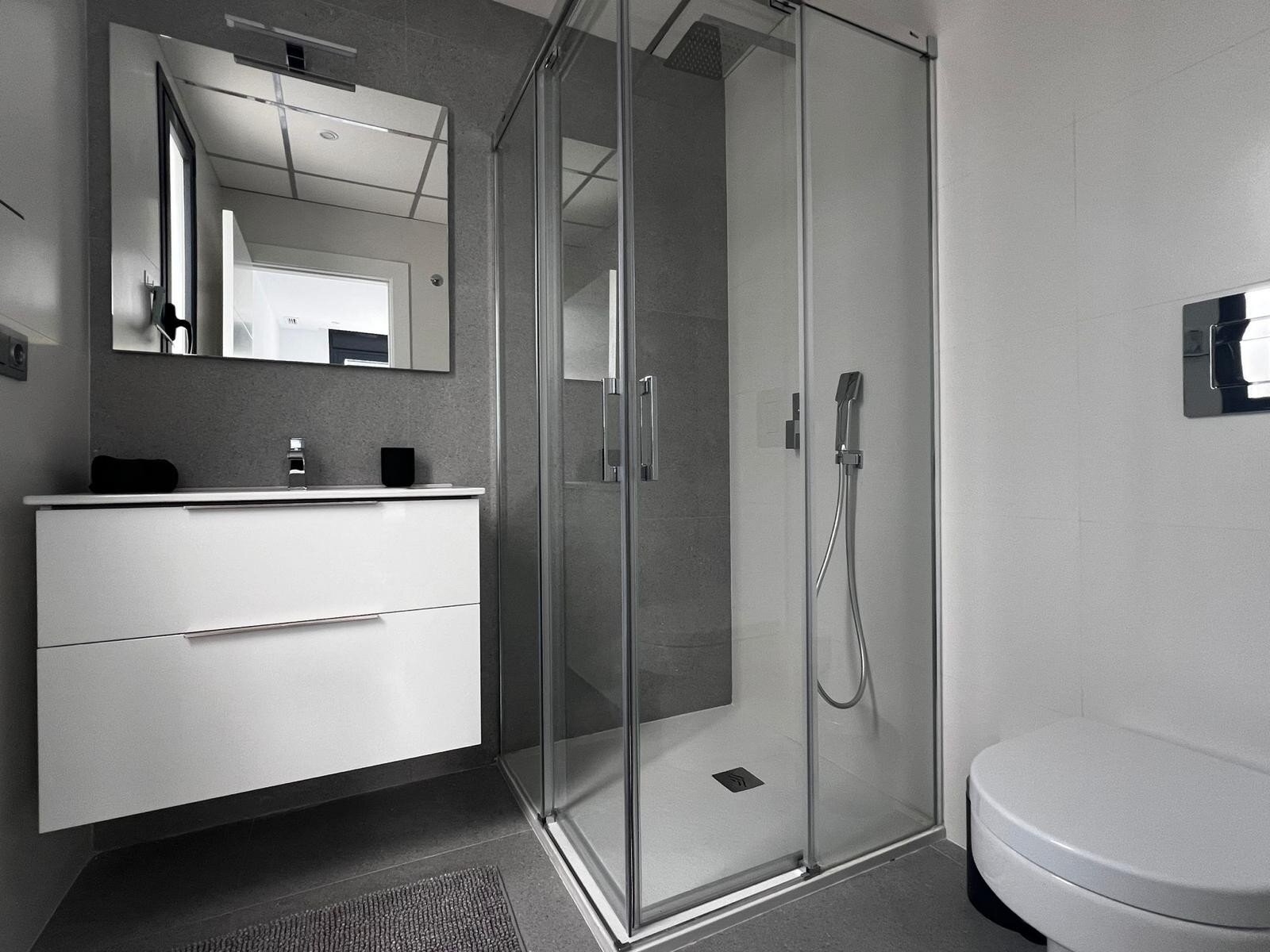 5-Bedroom Villa in Comunidad Valenciana, Algorfa - Image 13