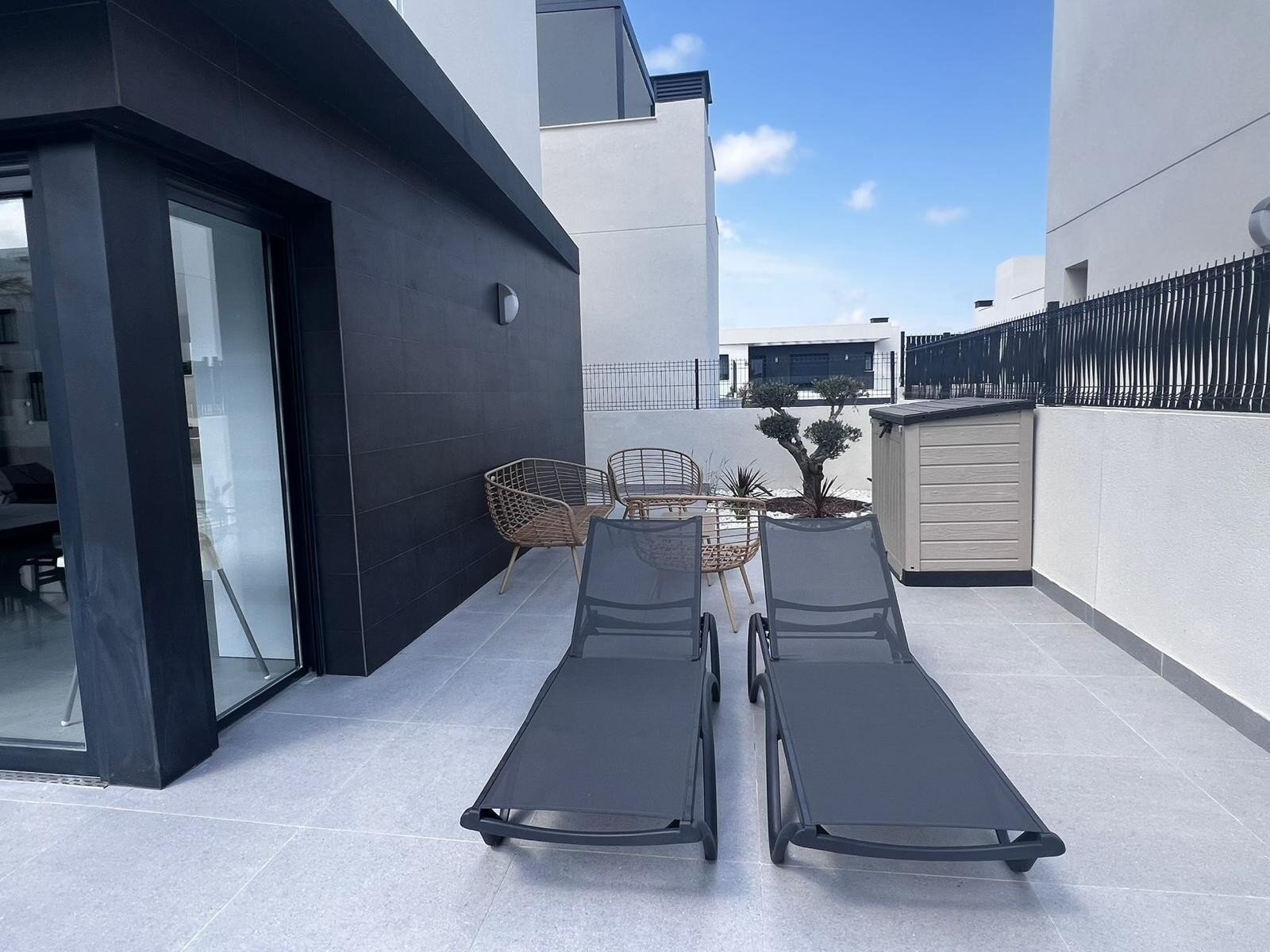 5-Bedroom Villa in Comunidad Valenciana, Algorfa - Image 5