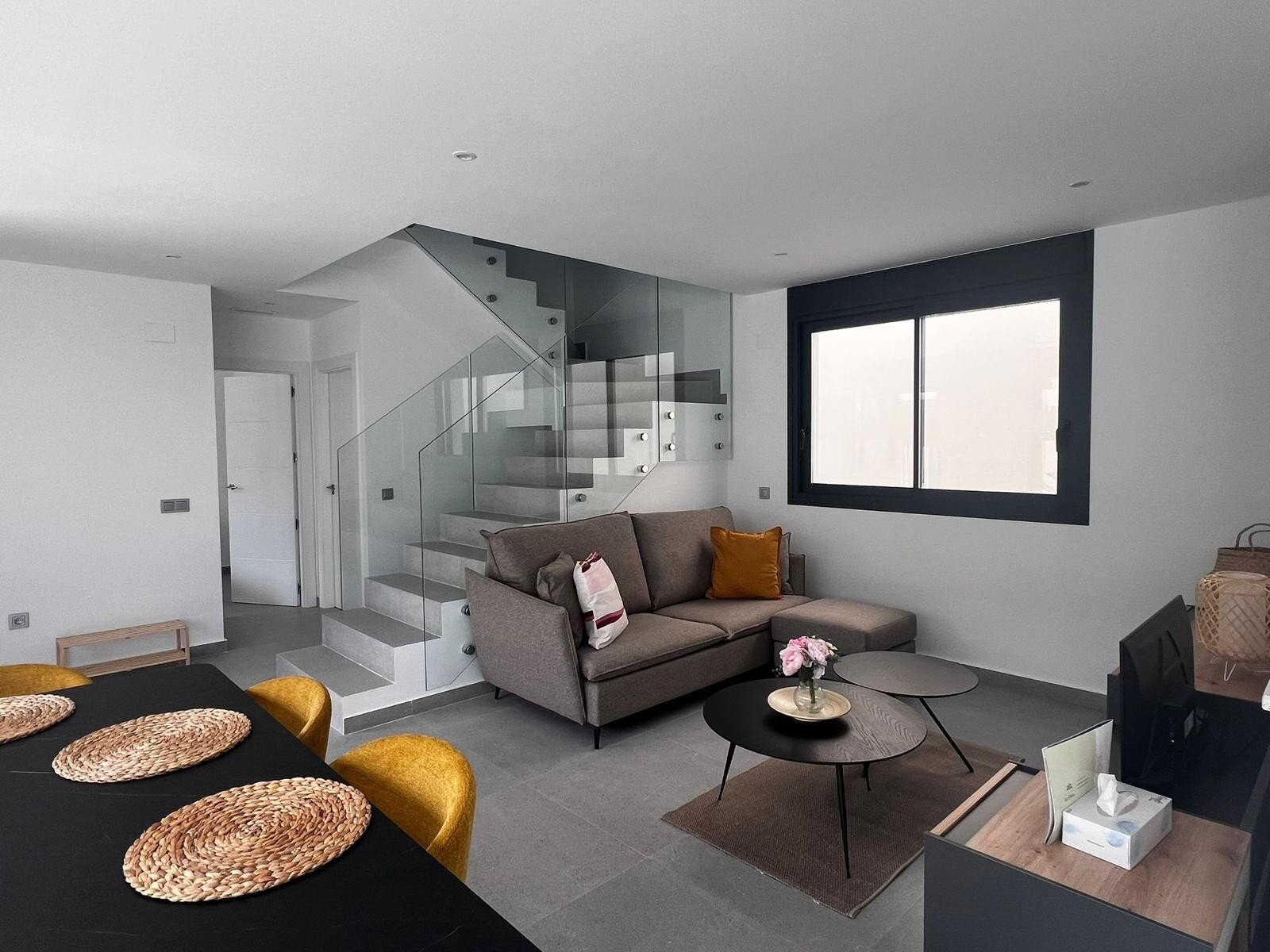 5-Bedroom Villa in Comunidad Valenciana, Algorfa - Image 9