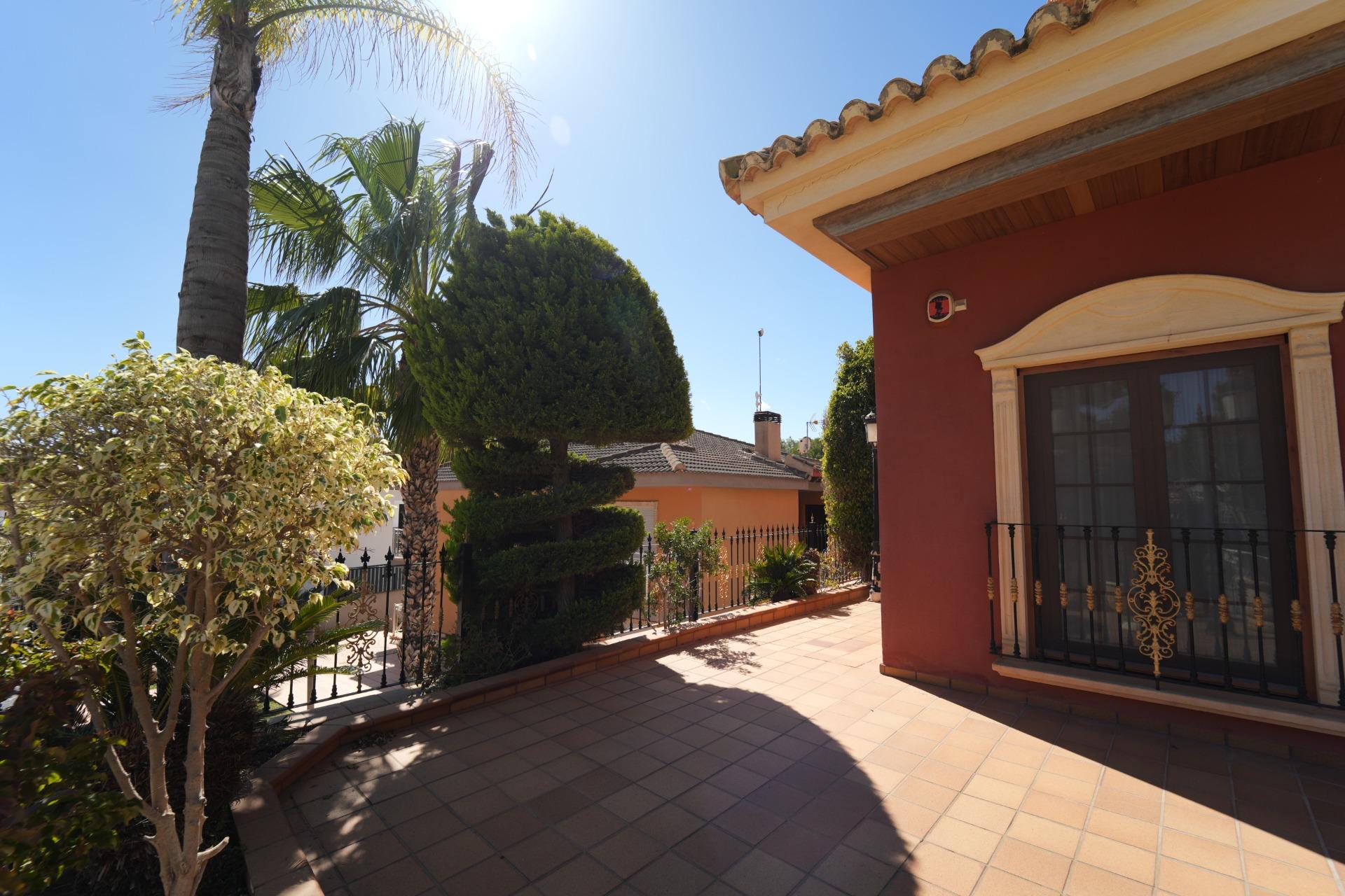 8-Bedroom Villa in Orihuela Costa - Image 33