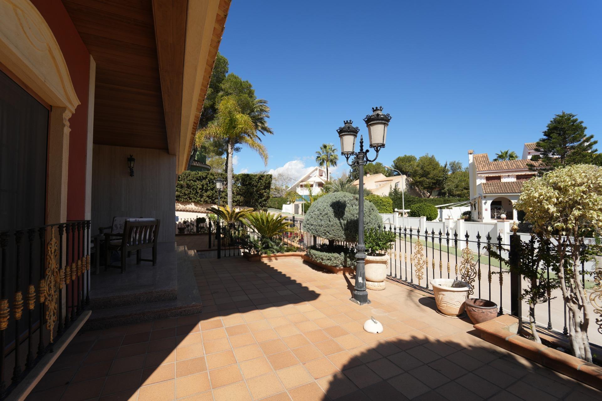 8-Bedroom Villa in Orihuela Costa - Image 34