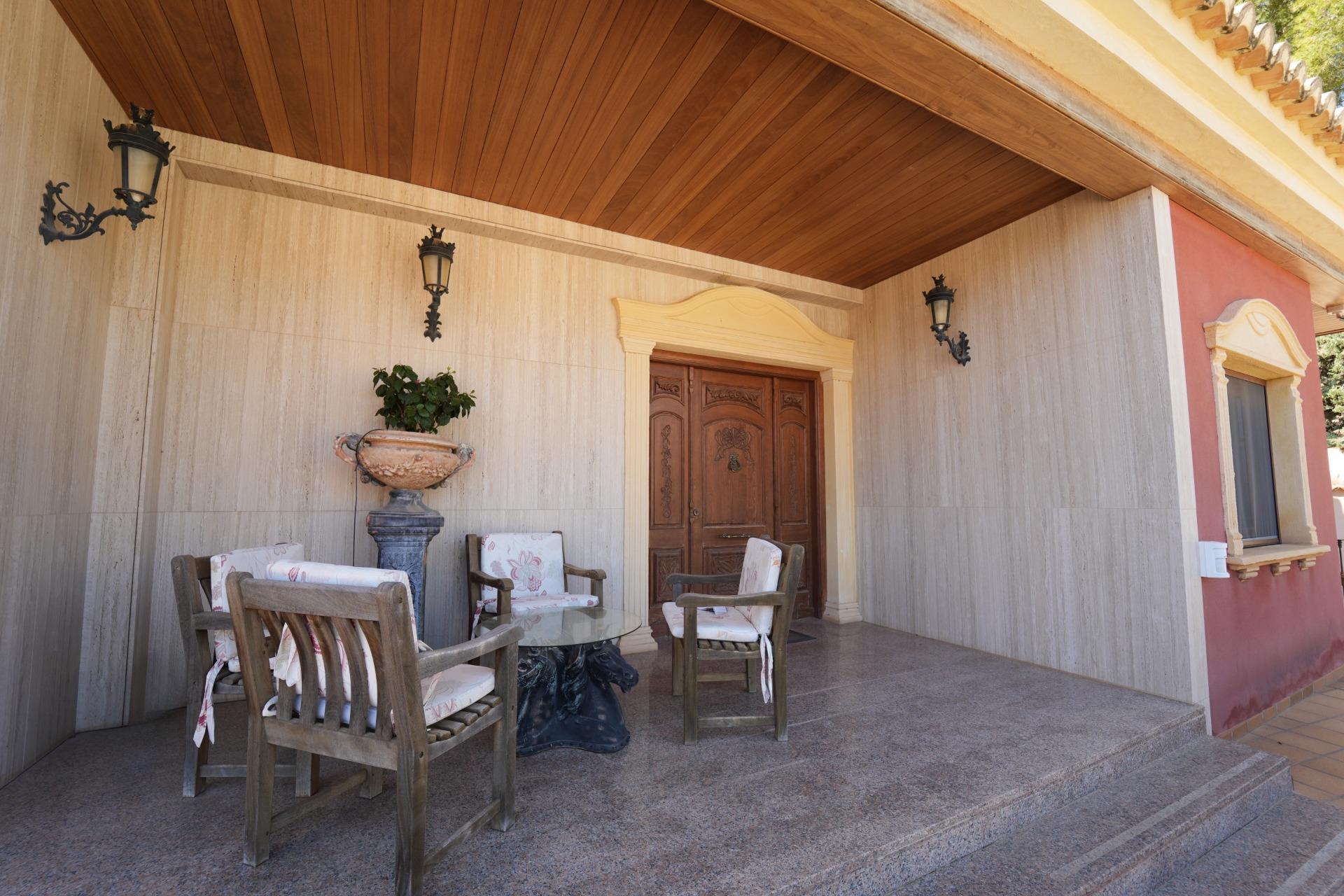 8-Bedroom Villa in Orihuela Costa - Image 39