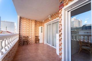 4-Bedroom Apartment in Estacion de Autobuses, Torrevieja - Image 12