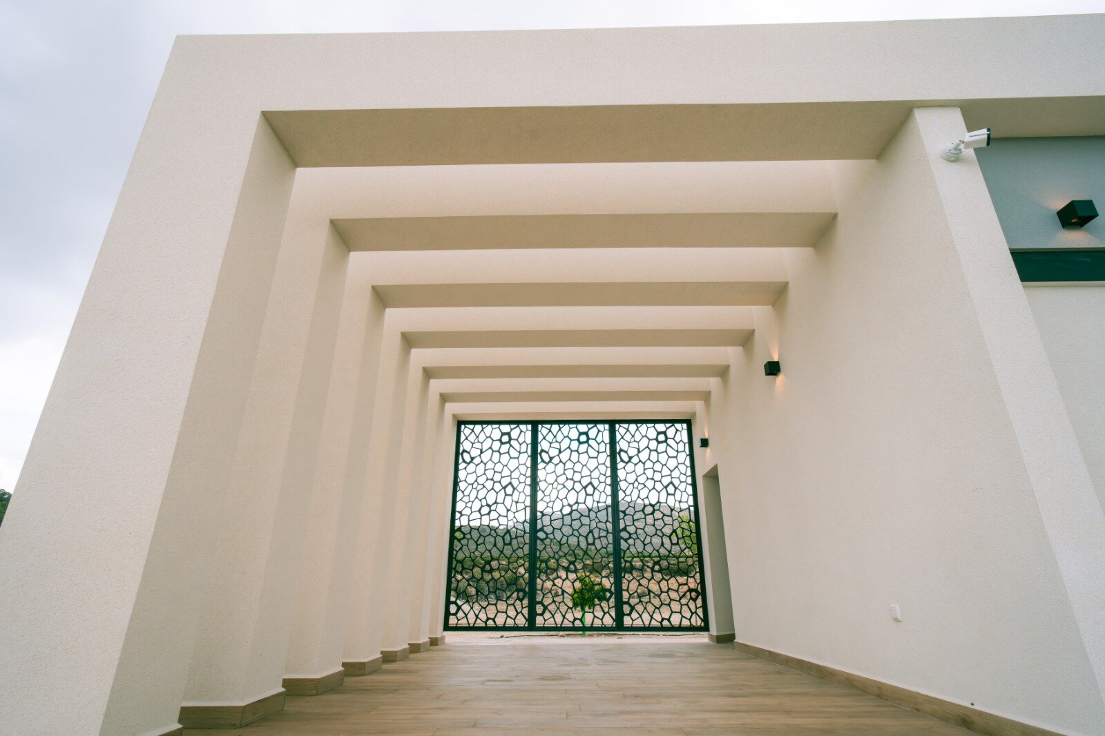 3-Bedroom Detached House in Pinoso - Image 11