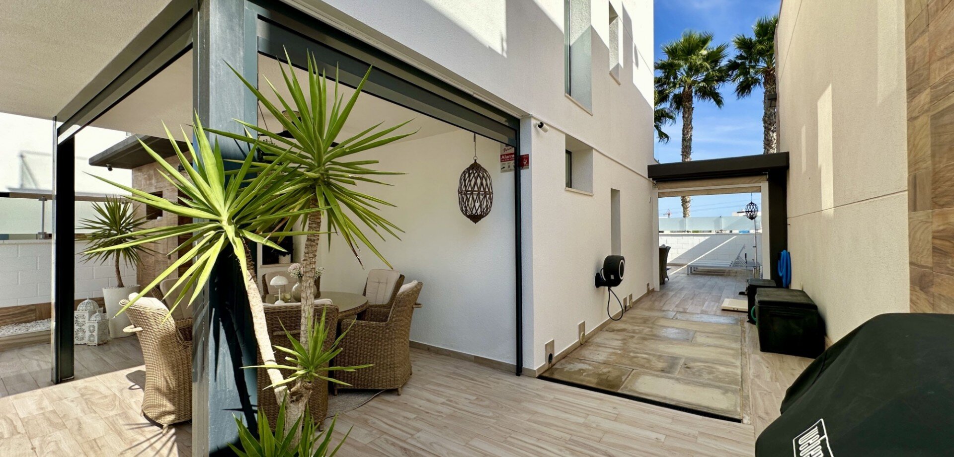 3-Bedroom Villa in Orihuela Costa - Image 4