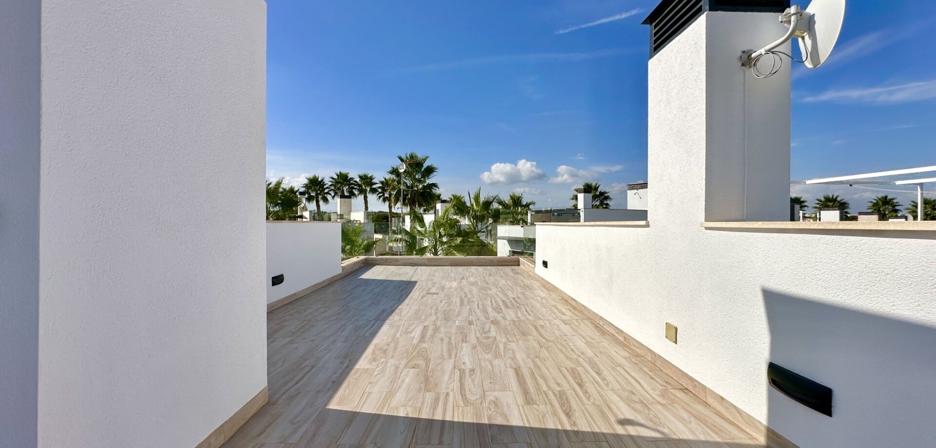 3-Bedroom Villa in Orihuela Costa - Image 49