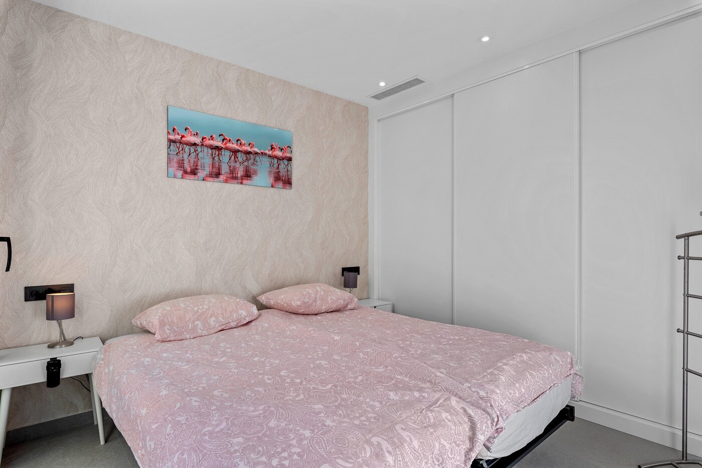 4-Bedroom Villa in Rojales - Image 8