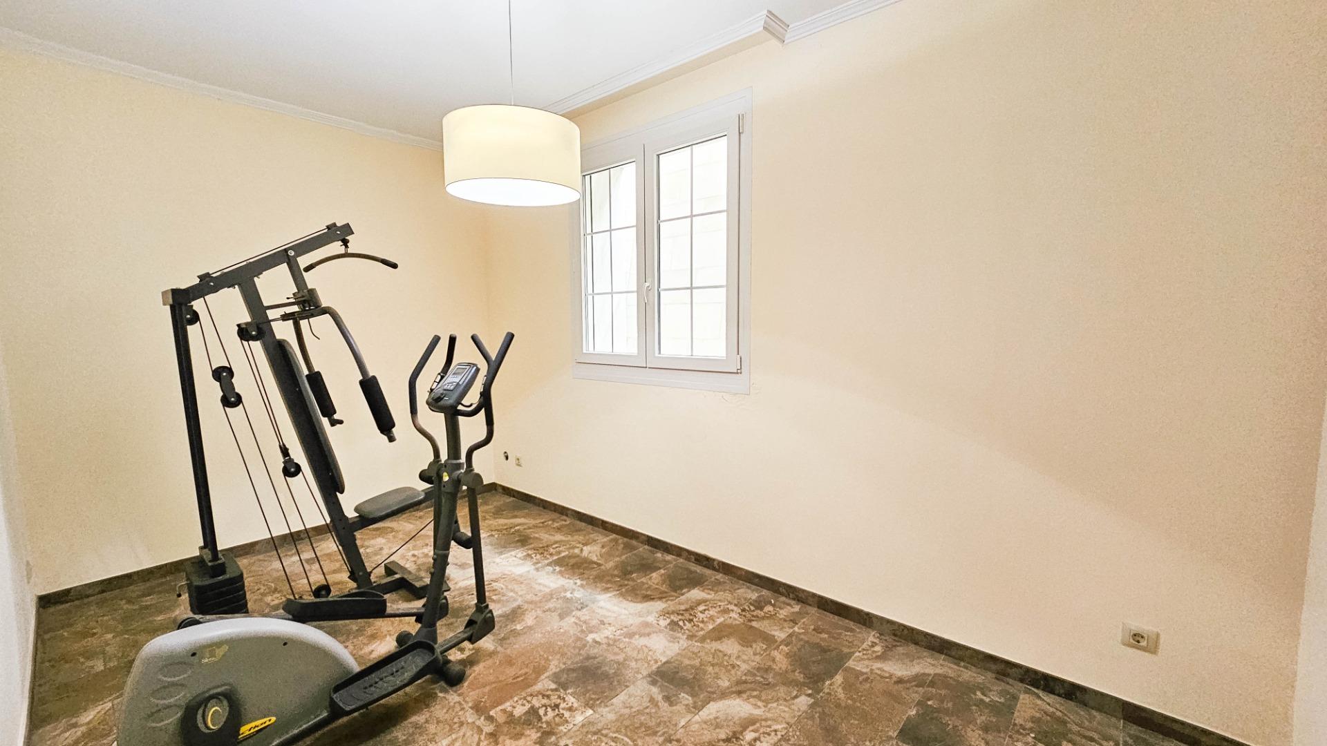 7-Bedroom Villa in Cabo Roig - Image 48