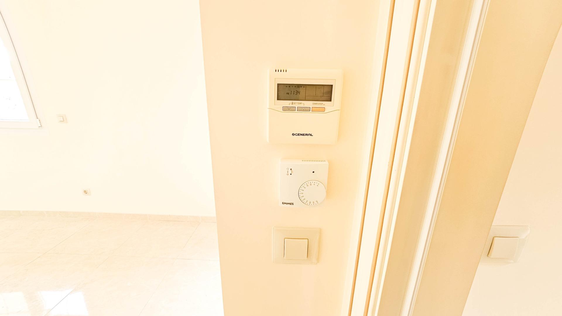 7-Bedroom Villa in Cabo Roig - Image 7