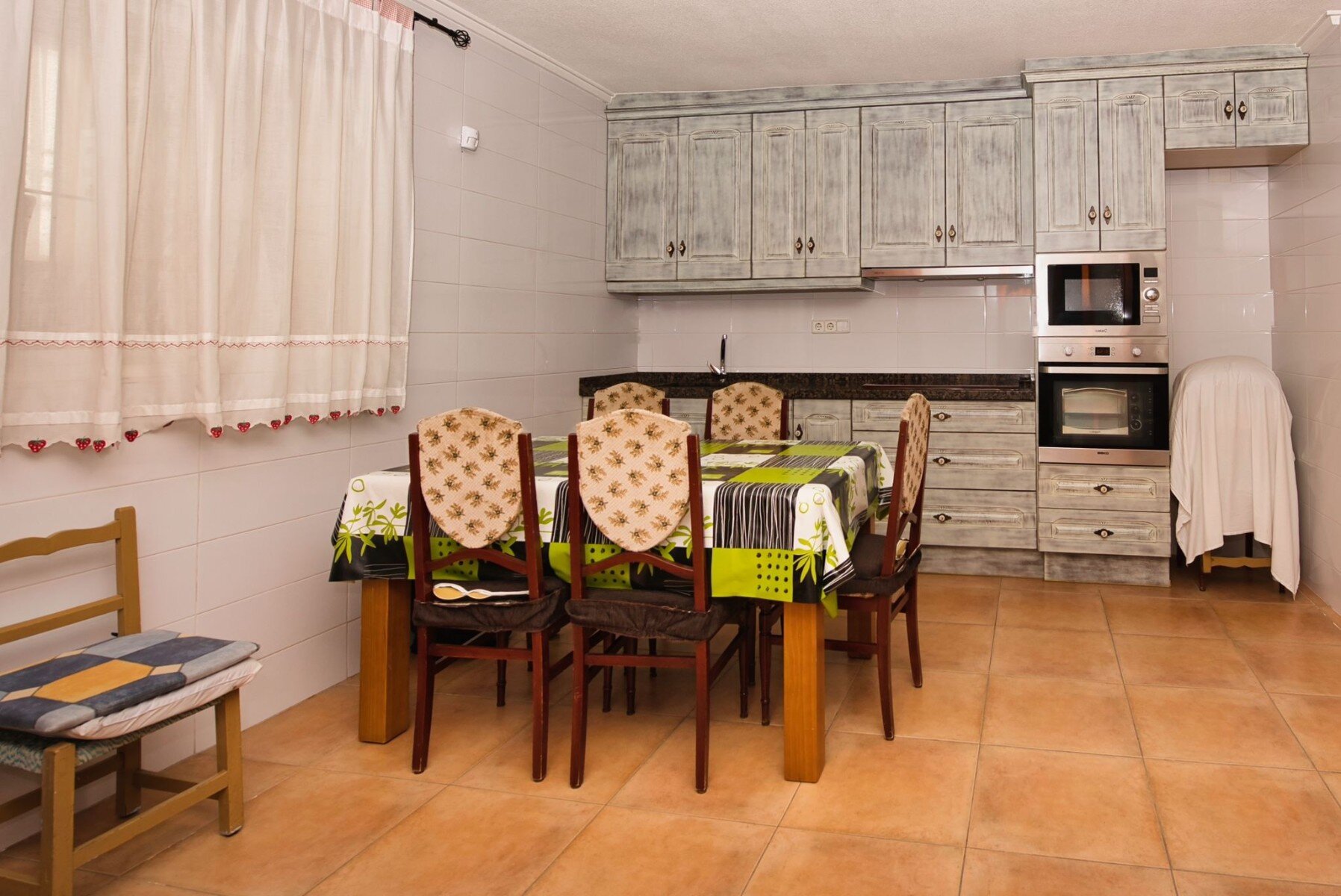 3-Bedroom Villa in Benijofar - Image 8