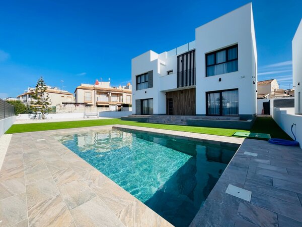 5 magamistuba - Villa - Torrevieja