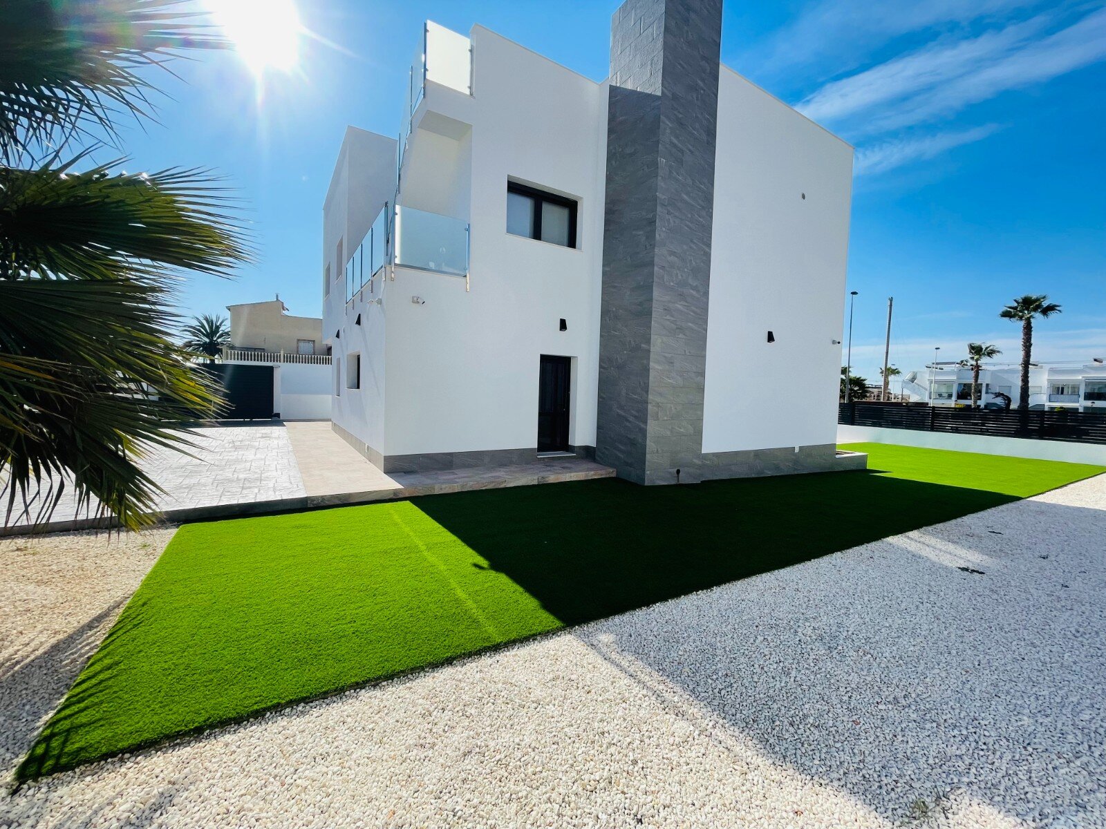 5-Bedroom Detached House in Torrevieja - Image 13
