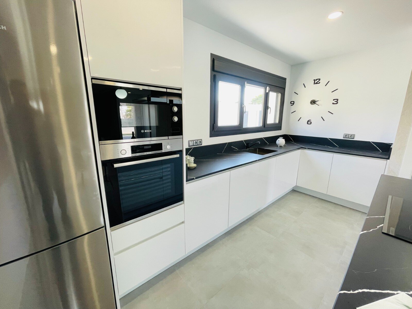 Chalet independiente de 5 Dormitorios en, Torrevieja - Image 20