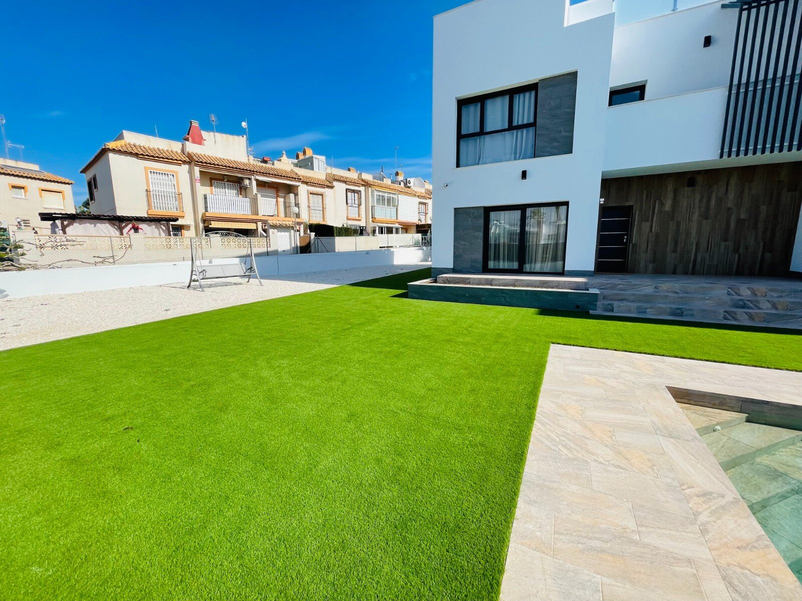 Chalet independiente de 5 Dormitorios en, Torrevieja - Image 23
