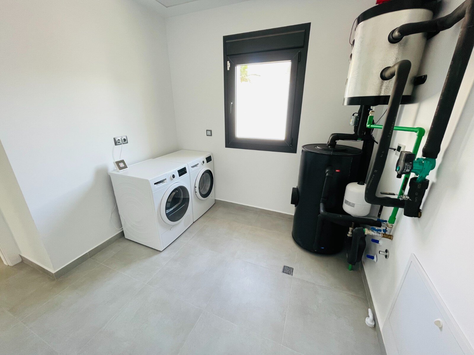 Chalet independiente de 5 Dormitorios en, Torrevieja - Image 8