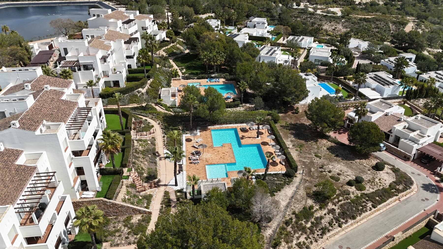 2-Bedroom Penthouse in Las Colinas Golf, Orihuela - Image 2