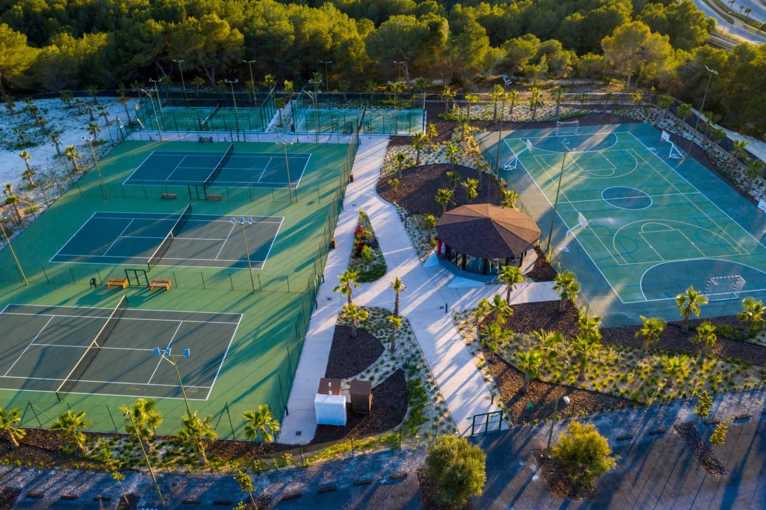 2-Bedroom Penthouse in Las Colinas Golf, Orihuela - Image 35