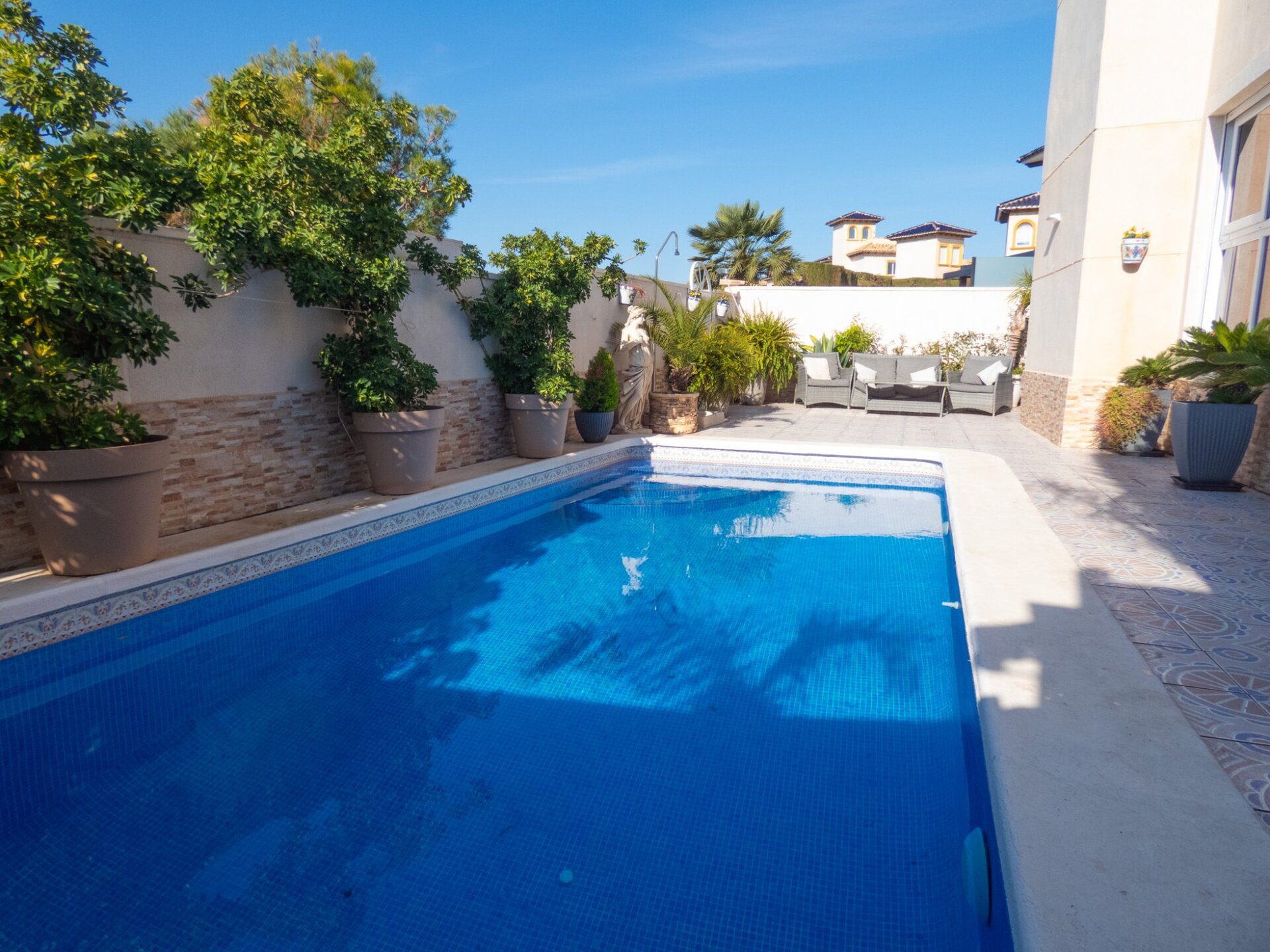 Villa met 4 Slaapkamers in Playa Flamenca, Orihuela Costa - Image 18
