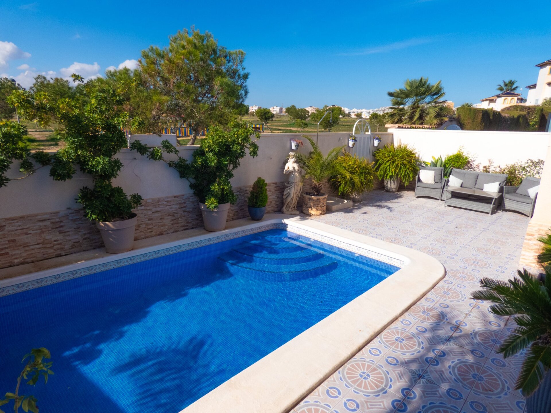 Villa met 4 Slaapkamers in Playa Flamenca, Orihuela Costa - Image 19