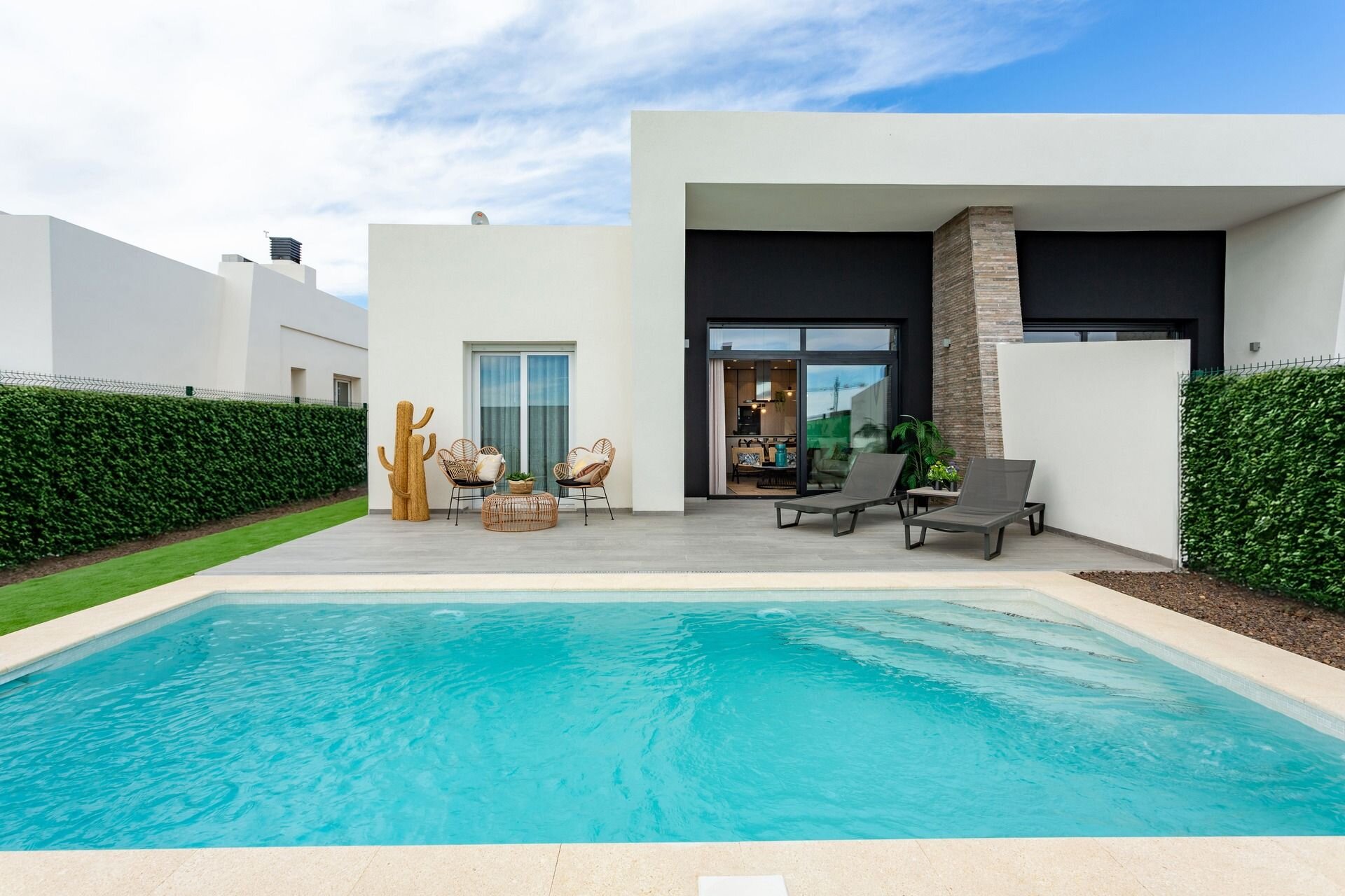 3-Bedroom Apartment in La Finca Golf - Image 11