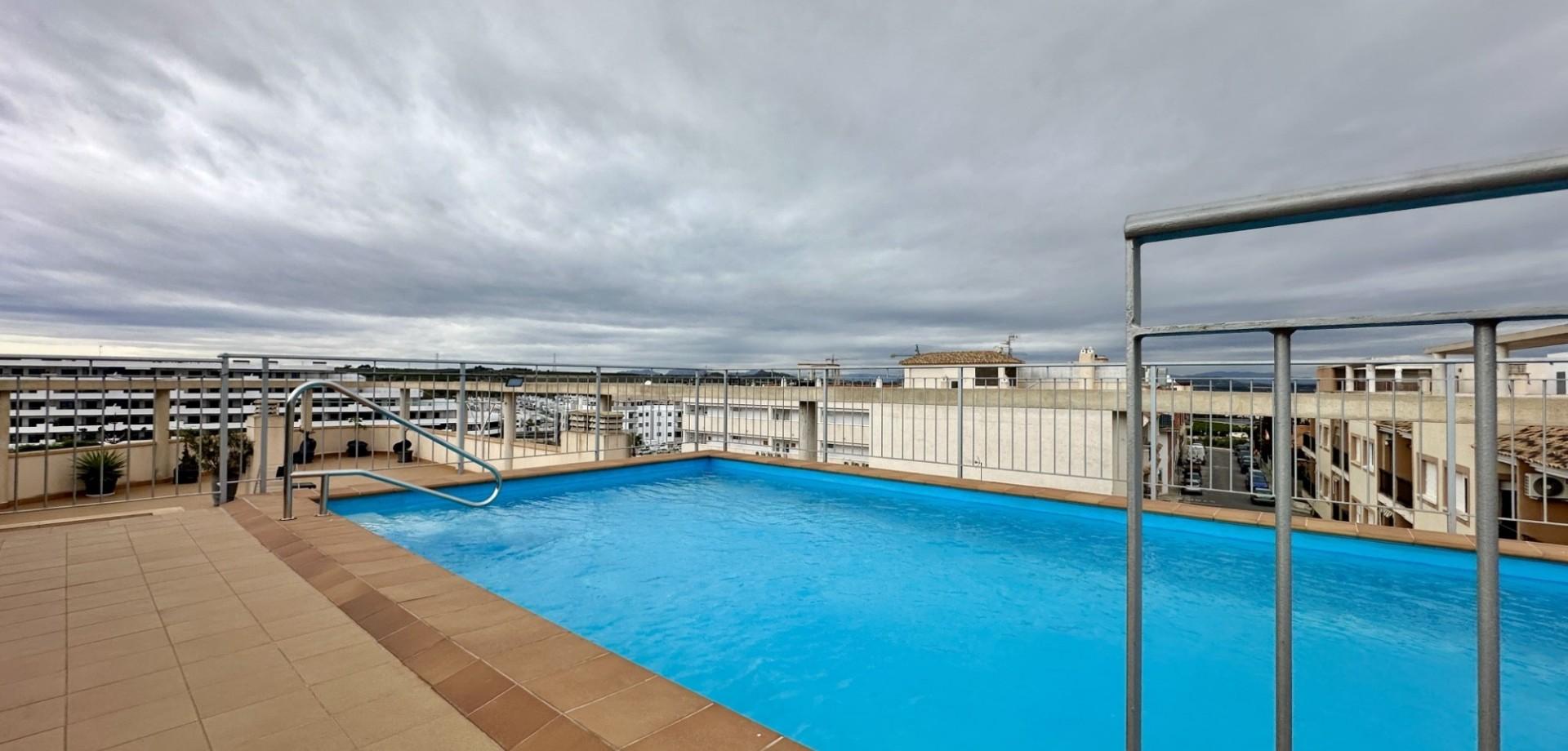 2-Bedroom Apartment in Pueblo 9, San Miguel de Salinas - Image 10