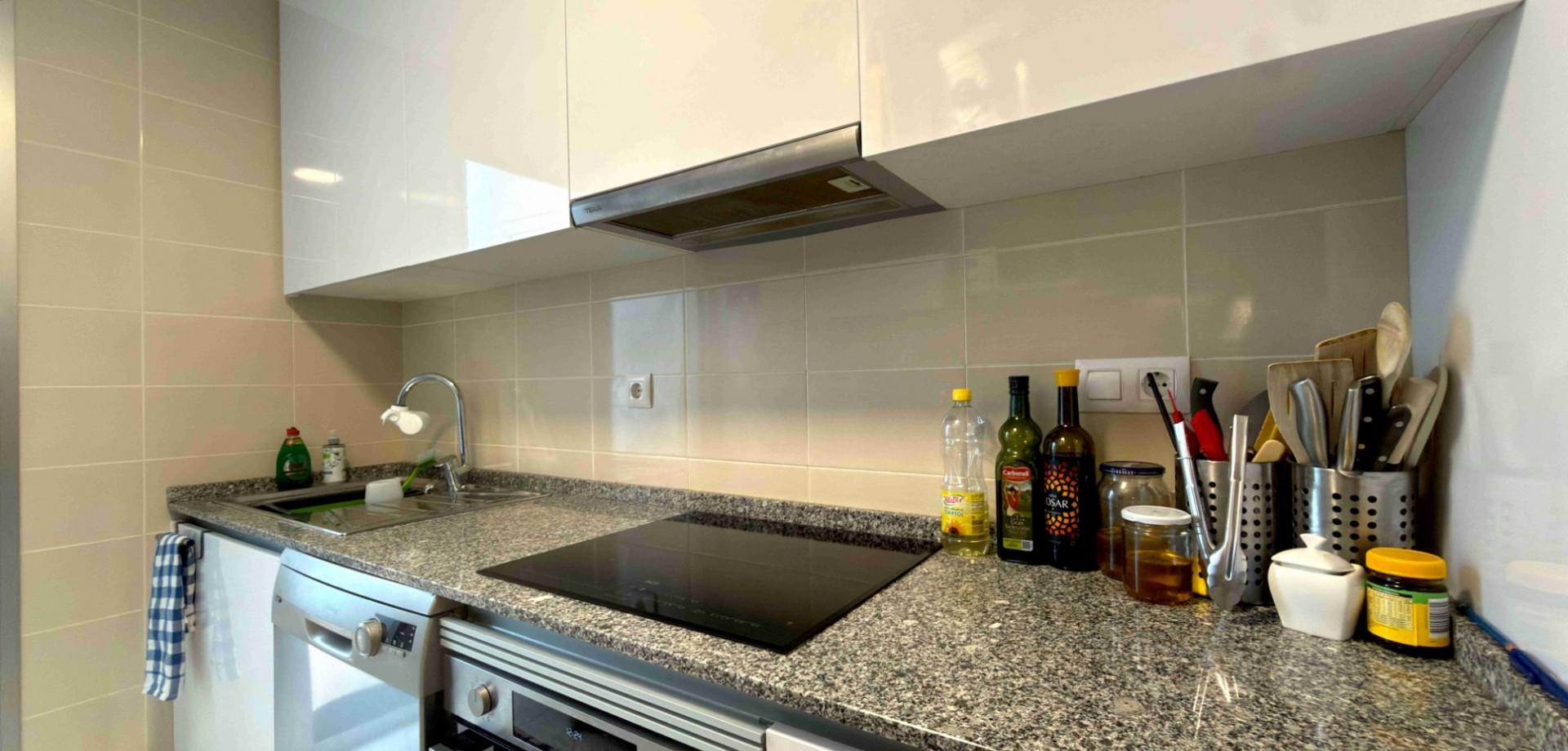 2-Bedroom Apartment in Pueblo 9, San Miguel de Salinas - Image 2